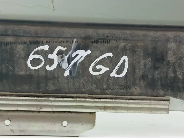 Toyota Yaris (2009 - 2012)  43R00048 Основное стекло задних дверей