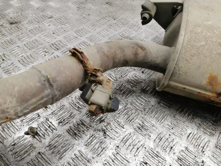 Toyota Corolla Verso AR10 (2004 - 2009) Глушитель — фото 2