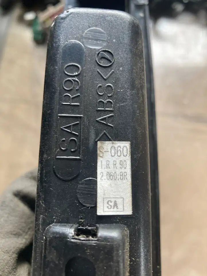 Subaru Forester SG (2003 - 2005) S060 Кнопка стеклоподъемников — фото 3