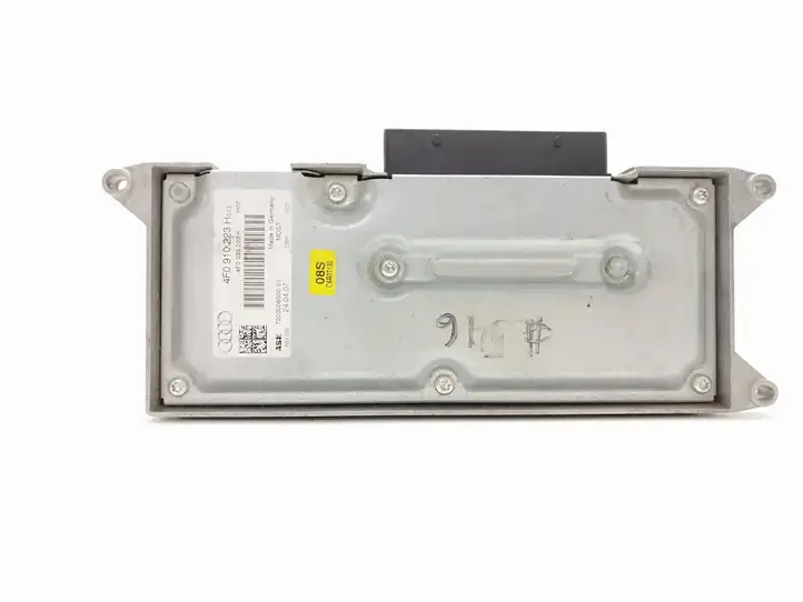 Audi A6 S6 C6 4F (2004 - 2008) 4F0910223H Усилитель звука — фото 4