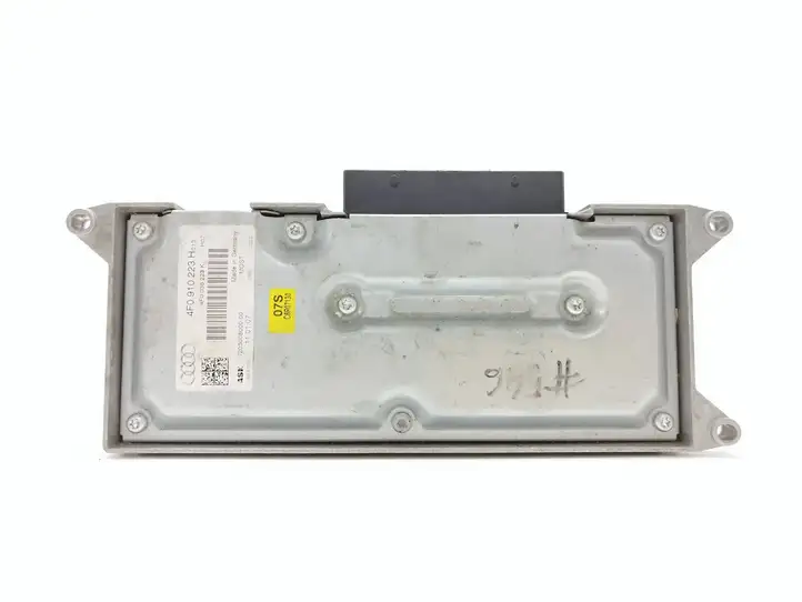 Audi A6 S6 C6 4F (2004 - 2008) 4F0910223H Усилитель звука — фото 4