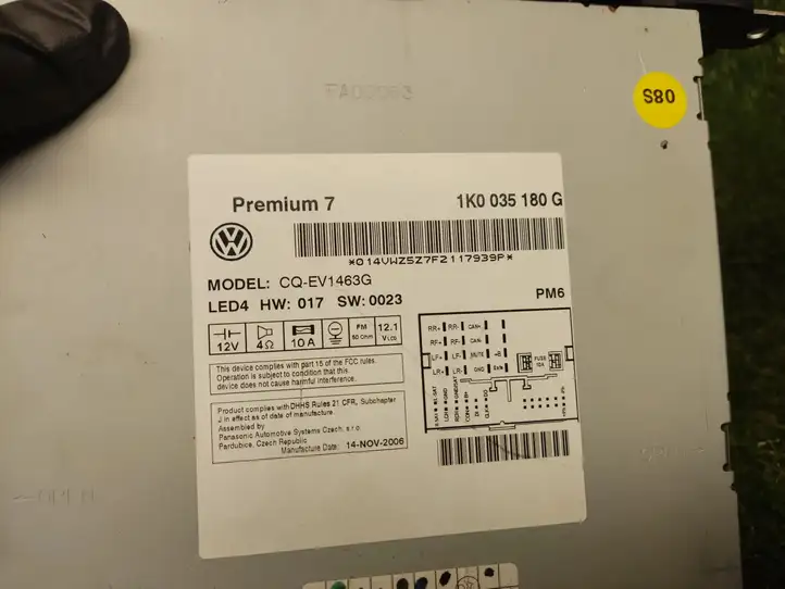 Volkswagen Jetta V (2005 - 2010) 1K0035180G Магнитола / мультимедийная система — фото 2