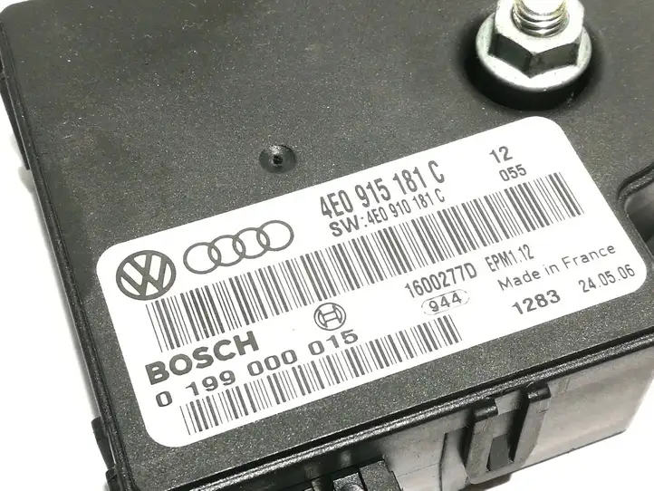 Audi A8 S8 D3 4E (2005 - 2007) 4E0915181C Блок управления аккумулятором — фото 5