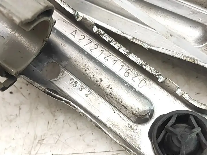 Mercedes-Benz CLS C219 (2003 - 2011)  A2721412240 Держатель блока управления двигателем