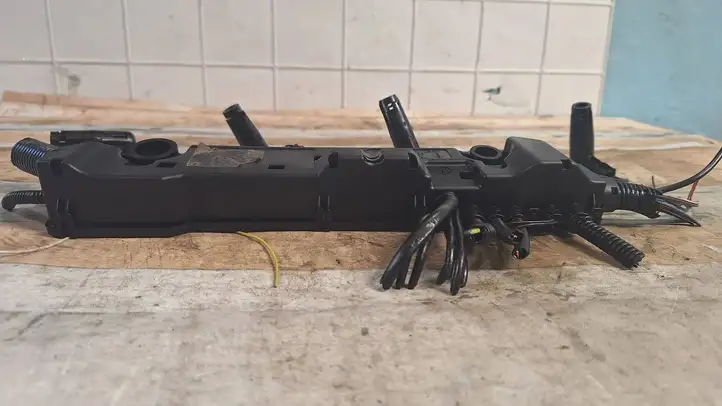 BMW 5 E60 E61 (2004 - 2010) 53781210 Проводка двигателя — фото 4