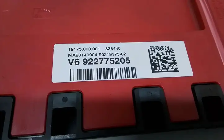 BMW (2013 - 2017) 9227752 Клеммный узел плюсовых проводов — фото 4