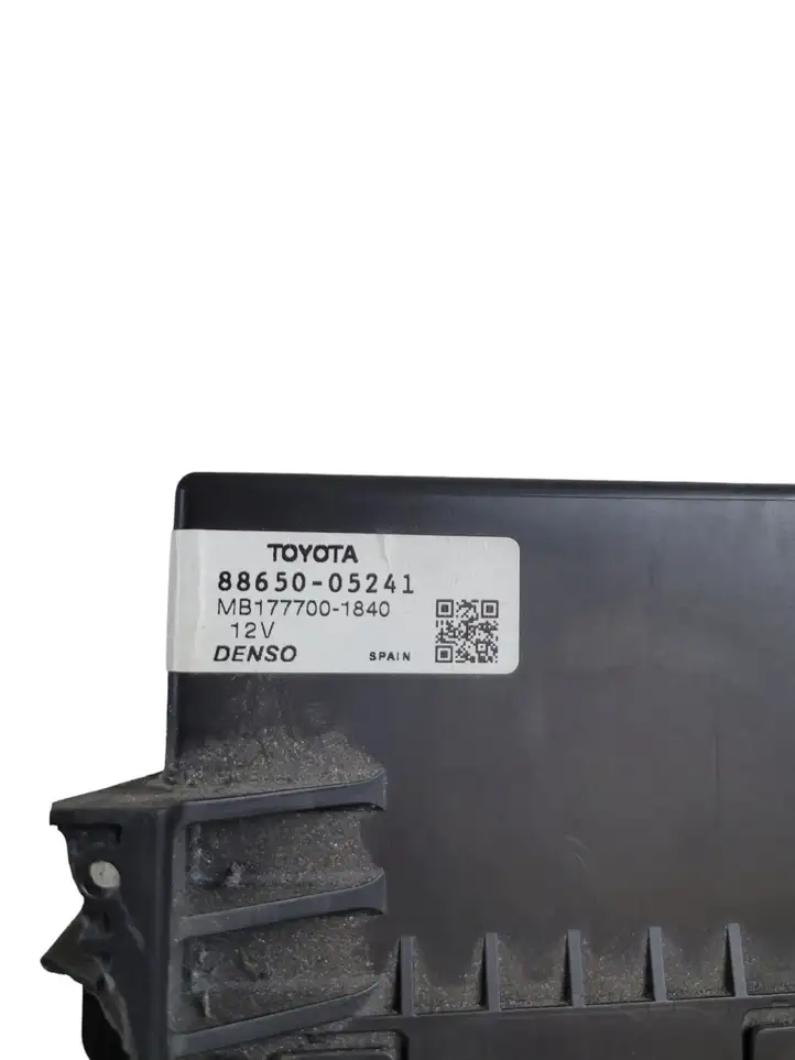 Toyota Avensis T270 (2009 - 2012) 8865005241 Блок управления кондиционером — фото 2