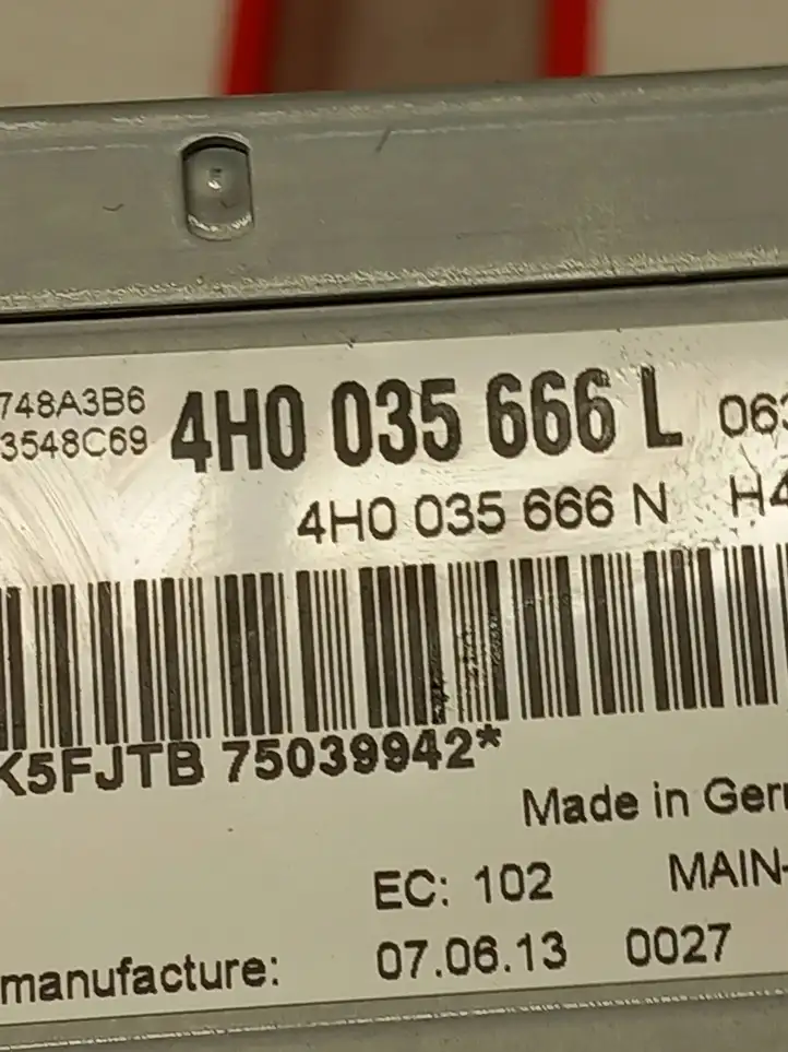 Audi A8 S8 D4 4H (2010 - 2014) 4H0035666N Магнитола / мультимедийная система — фото 4