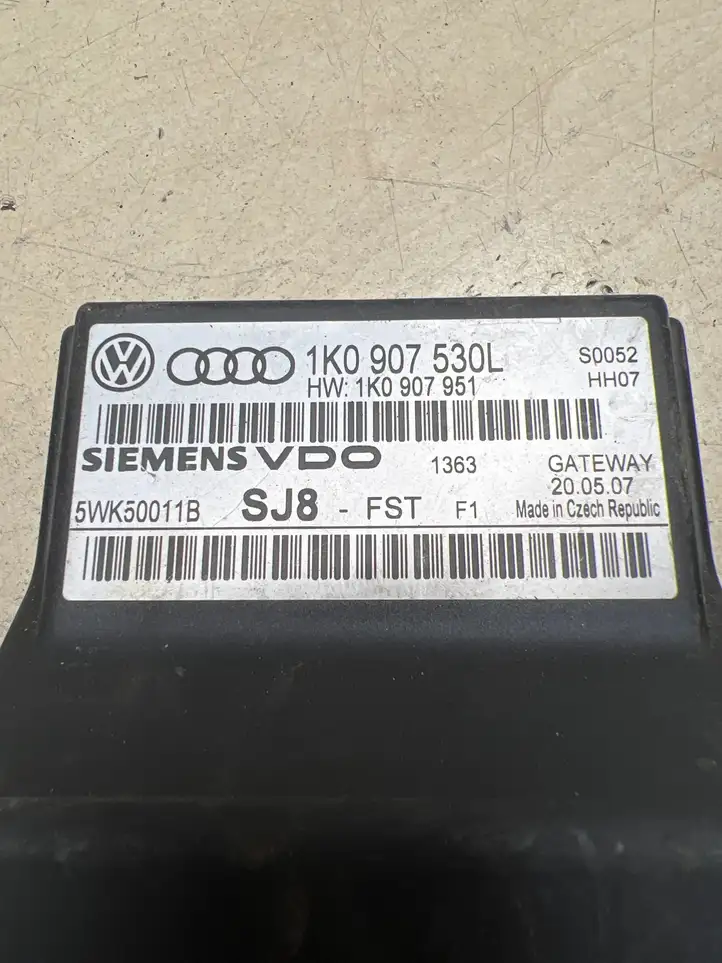 Volkswagen Touran I (2003 - 2010) 1K0907530L Модуль Gateway — фото 3