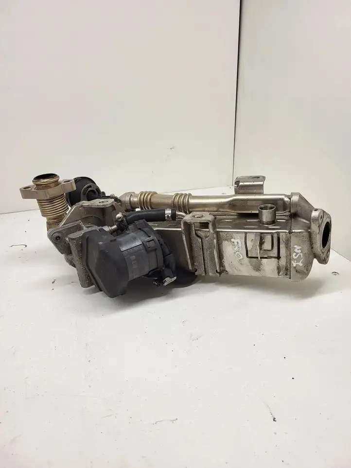 BMW 3 F30 F35 F31 (2012 - 2018) 8476993 Охладитель клапана EGR — фото 5