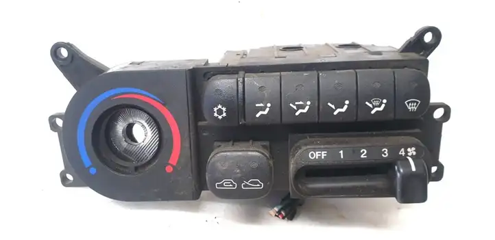 Hyundai H-1, Starex, Satellite (1997 - 2003) 97260-4A101 Блок управления кондиционером — фото 1