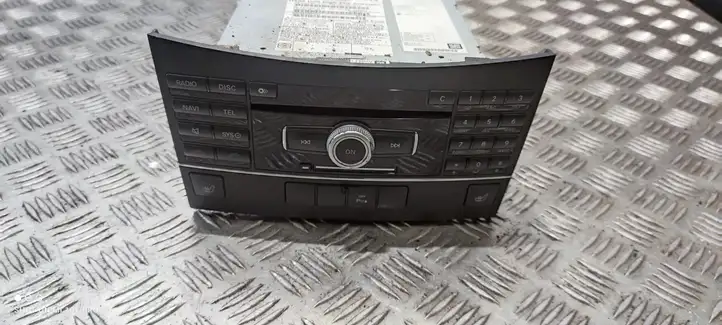 Mercedes-Benz E W212 (2009 - 2016) A2129008409 Магнитола / мультимедийная система — фото 1