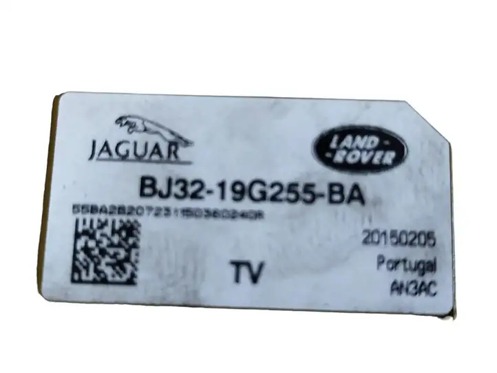 Land Rover Range Rover L405 (2012 - 2017) BJ3219G255BA Усилитель антенны — фото 3