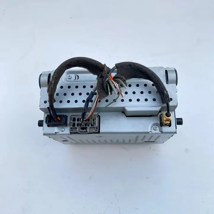 Volvo S80 (2006 - 2009) 6G9N18C815AG Магнитола / мультимедийная система — фото 2
