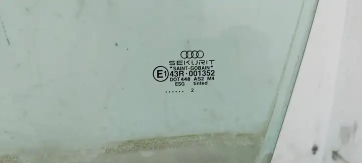 Audi A4 S4 B6 8E 8H (2000 - 2006) 43R001352 Стекло передней двери — фото 4