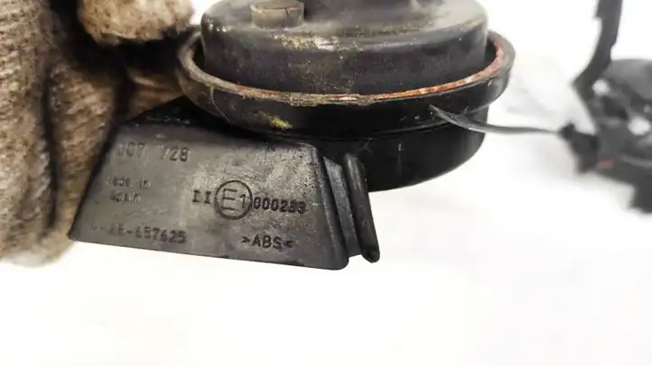 Saab 9-3 Ver2 (2003 - 2007) e1000233 Звуковой сигнал — фото 3