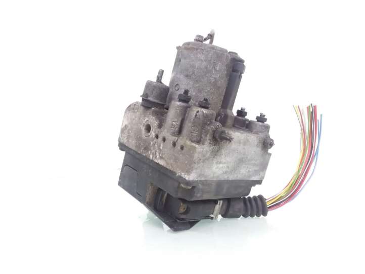 8D0614111 Audi A6 S6 C4 4A ABS Blokas