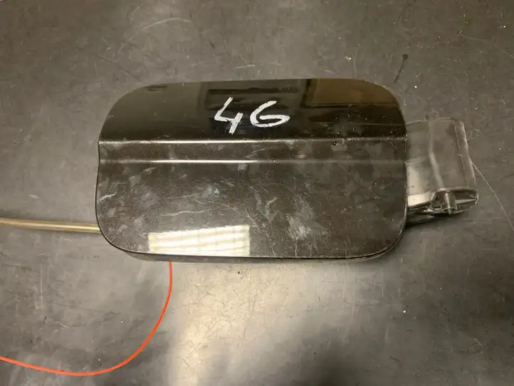 Audi A6 C7 (2011 - 2014) 4G0809906 Крышка топливного бака — фото 1