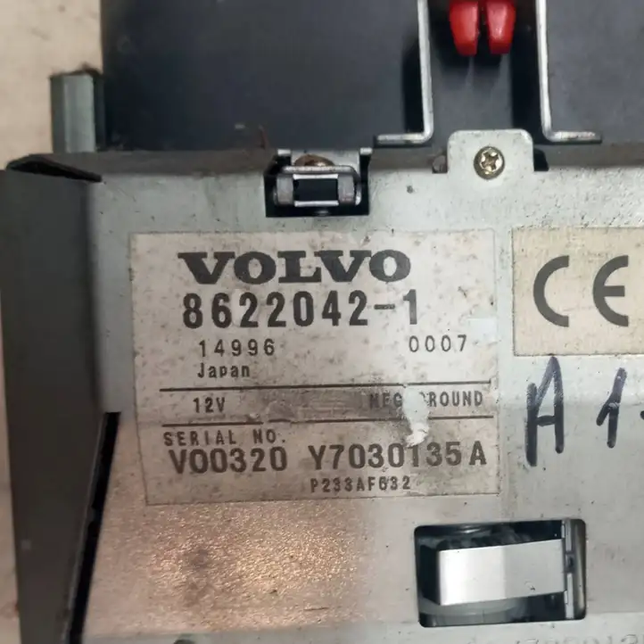 Volvo S80 (1998 - 2004) 8622042 Магнитола / мультимедийная система — фото 4