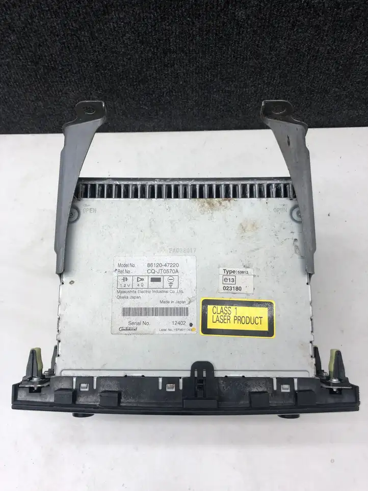 Toyota Prius (XW20) (2003 - 2009) 8612047220 Магнитола / мультимедийная система — фото 2