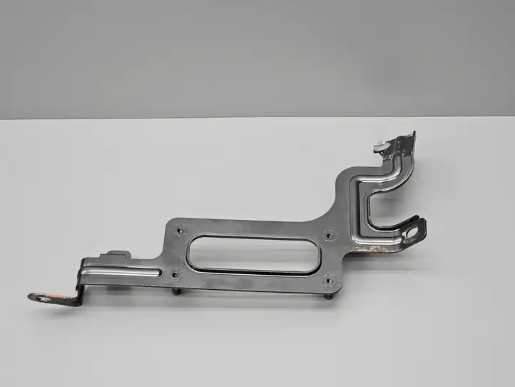 Hyundai i30 (2012 - 2015) 9101140025 Кронштейн ЭБУ двигателя — фото 2
