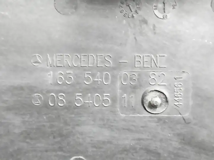 Mercedes-Benz ML W163 (1997 - 2005) 1635400382 Крышка ящика предохранителей — фото 9