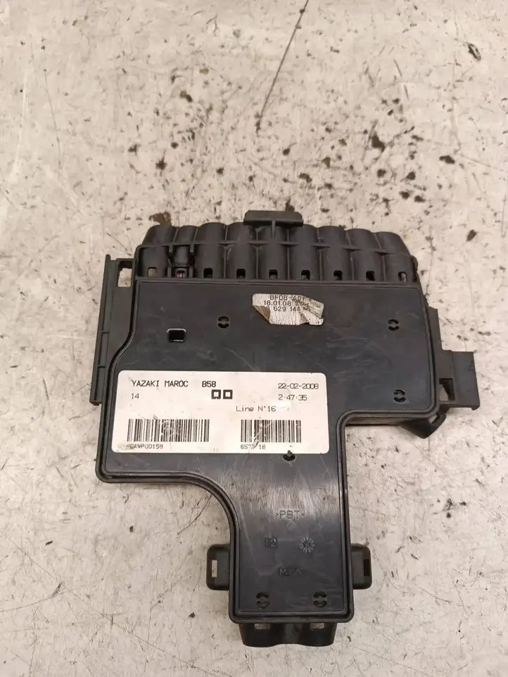 Citroen C4 I Picasso (2006 - 2013) 9662914480 Блок предохранителей — фото 2