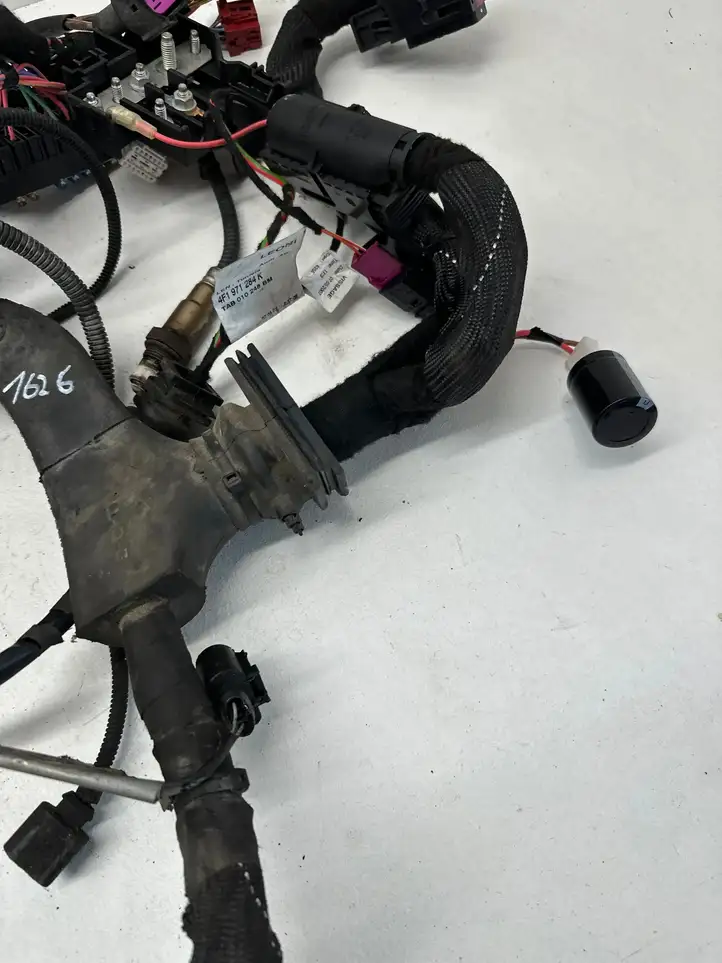 Audi A6 S6 C6 4F (2004 - 2008) 4F1971284k Проводка двигателя — фото 4