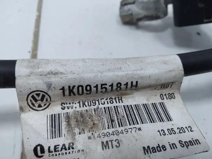 Volkswagen Touran II (2010 - 2016) 1K0915181H Минусовой провод аккумулятора — фото 2