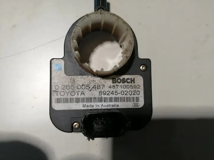 Toyota Corolla E120 E130 (2000 - 2004) 8924502020 Датчик угла поворота руля — фото 3