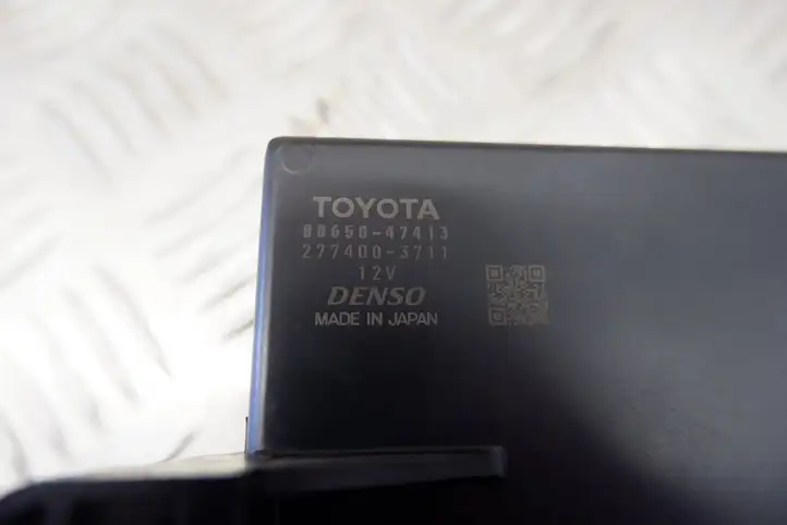 Toyota Prius+ (ZVW40) (2011 - 2018) 8865047413 Блок управления кондиционером — фото 3