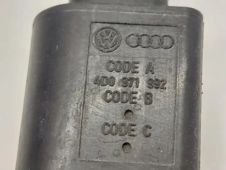 Volkswagen PASSAT B8 (2015 - ) 4D0971992 Прочая электропроводка — фото 3