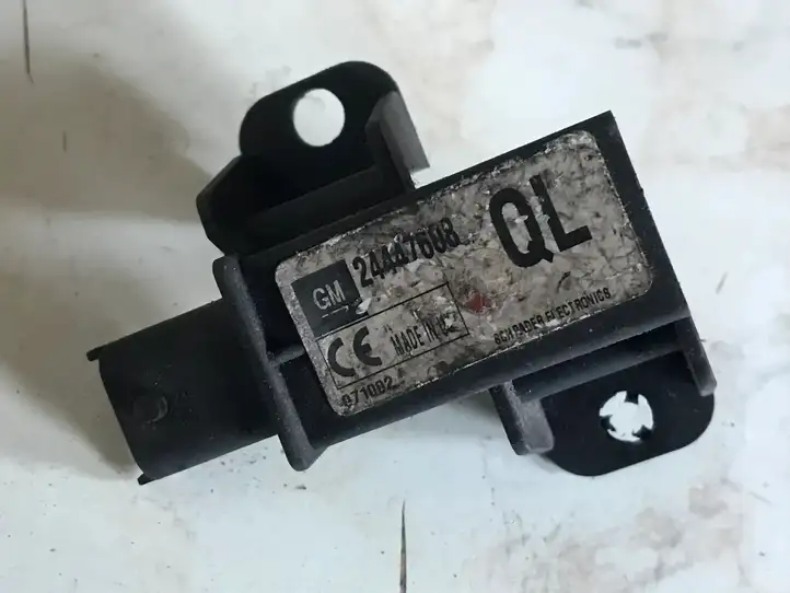 Opel Vectra C (2005 - 2009) 24447608 Датчик давления шин — фото 1