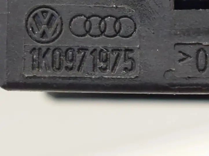 Volkswagen PASSAT B8 (2015 - ) 1K0971975 Прочая электропроводка — фото 4