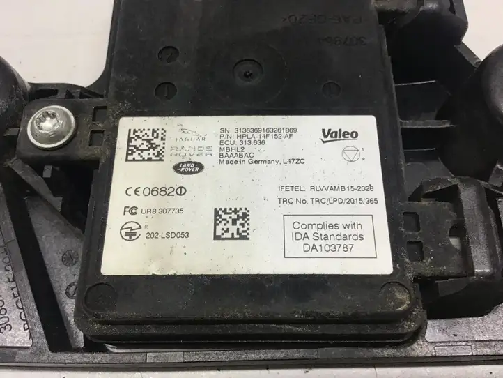 Land Rover Discovery 5 (2016 - ) HPLA14F152AF Радар контроля слепых зон — фото 4