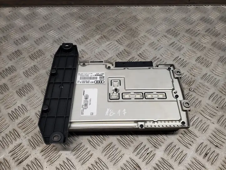 Audi A8 S8 D4 4H (2010 - 2014) 4G1035223A Усилитель звука — фото 5