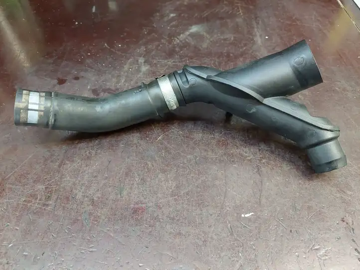Peugeot 307 CC (2001 - 2005) 9638323780 Трубка EGR — фото 2