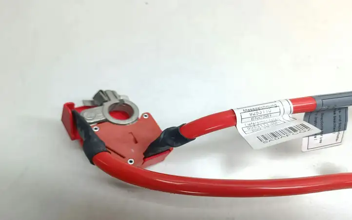 BMW 1 F20 F21 (2011 - 2019) 9253110 Клеммный узел плюсовых проводов — фото 4