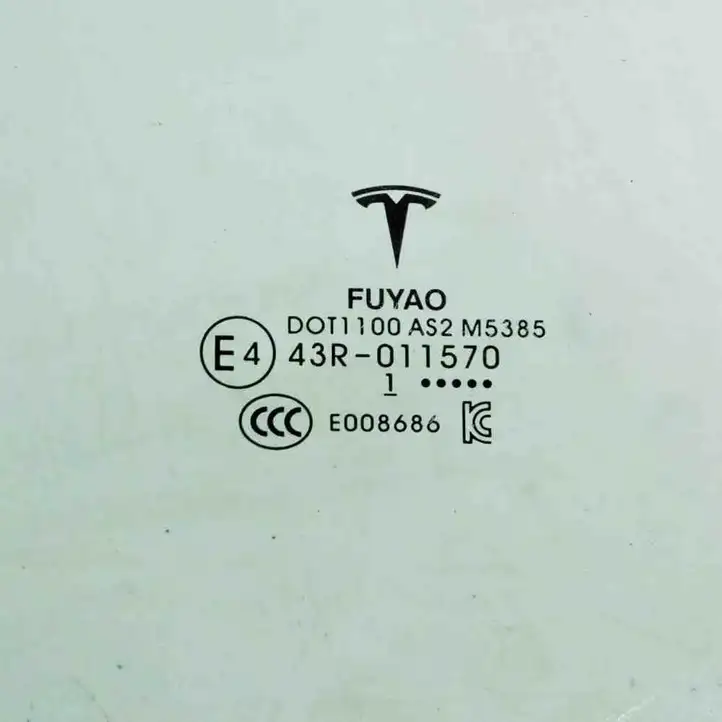 Tesla Model 3 (2017 - 2023) 43R011570 Стекло задней двери — фото 7