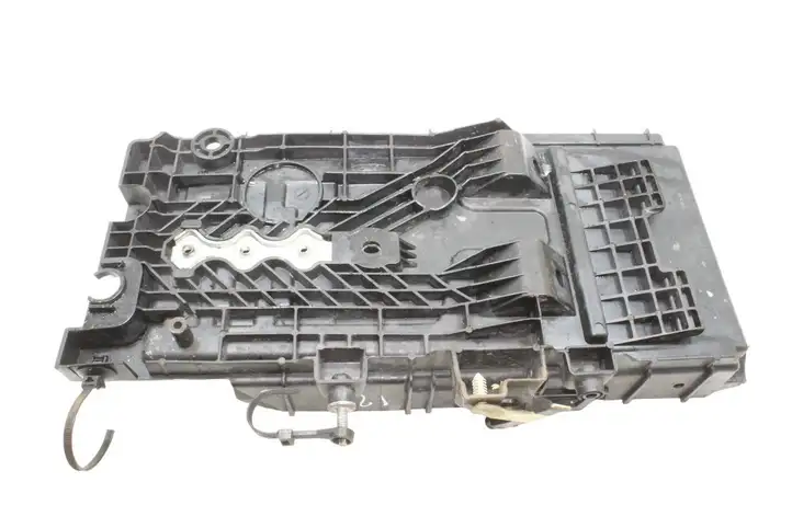 Ford Mondeo MK V (2014 - ) DG9310723AE Ящик аккумулятора — фото 2