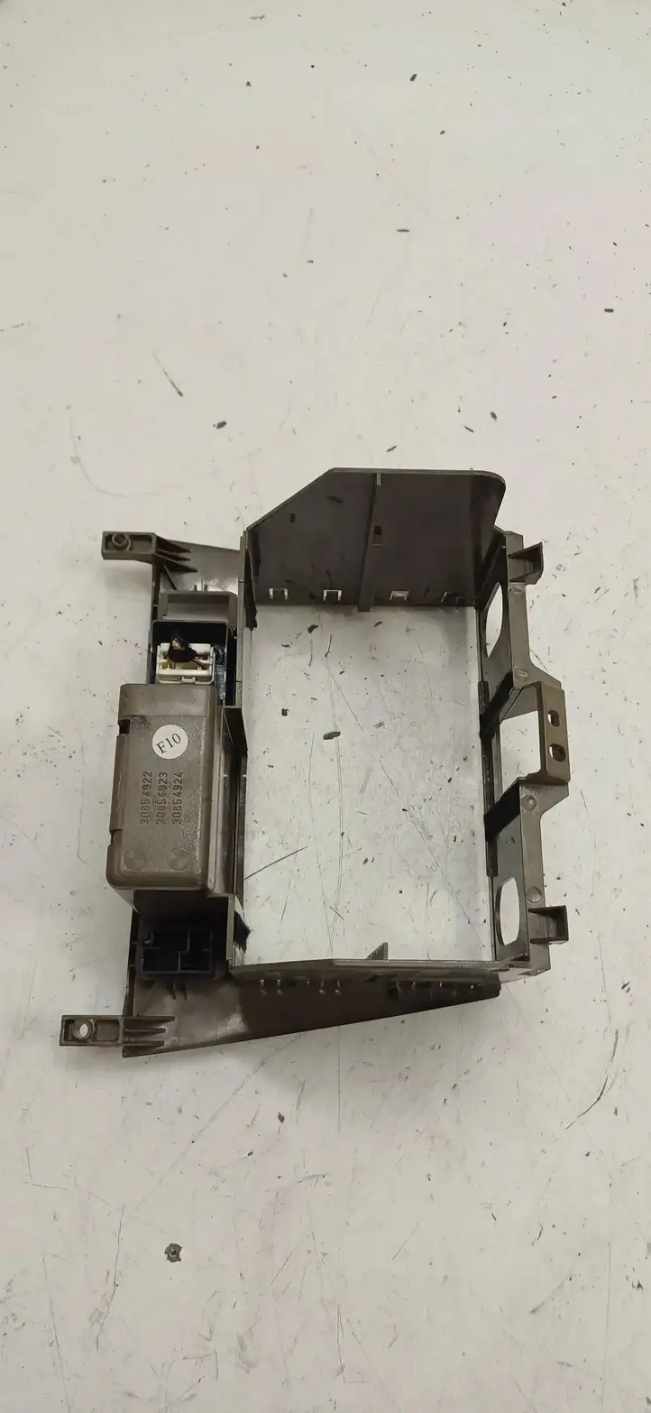 Volvo S40, V40 (2000 - 2004) 30854923 Прочие детали салона — фото 2