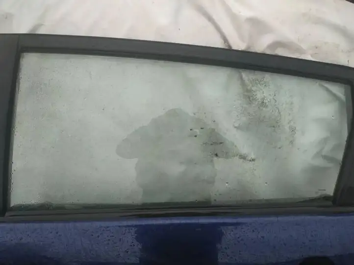 Toyota Corolla Verso AR10 (2004 - 2009) Стекло задней двери — фото 2