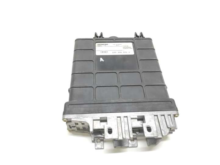 039906024D Audi A6 S6 C5 4B Variklio valdymo blokas