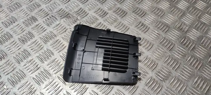 Toyota Prius+ (ZVW40) (2011 - 2018) 6474547040 Прочие детали салона — фото 3