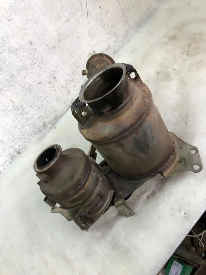 Volkswagen Touran II (2010 - 2016) 04l131733d Катализатор / DPF / FAP — фото 1