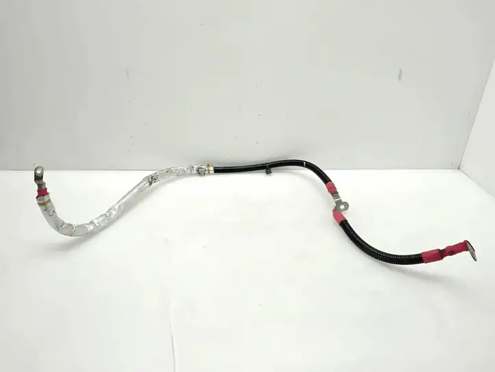 BMW 3 F30 F35 F31 (2012 - 2018) Плюсовой провод аккумулятора — фото 4