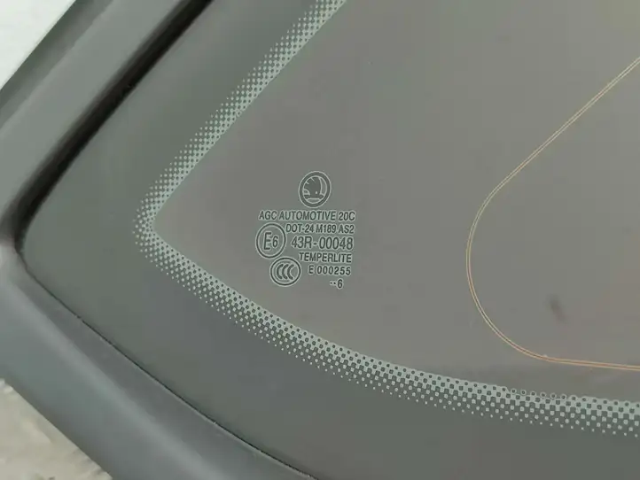 Skoda Octavia Mk3 (5E) (2013 - 2019) 43R00048 Заднее боковое стекло — фото 2