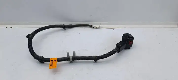 Kia Soul (2014 - 2016) 91857E4200 Плюсовой провод аккумулятора — фото 1