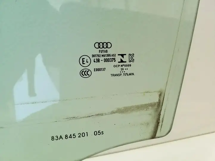 Audi Q3 F3 (2018 - ) 83A845201 Стекло передней двери — фото 2
