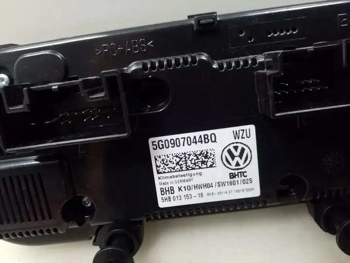 Volkswagen PASSAT B8 (2015 - ) 5G0907044BQ Блок управления кондиционером — фото 4